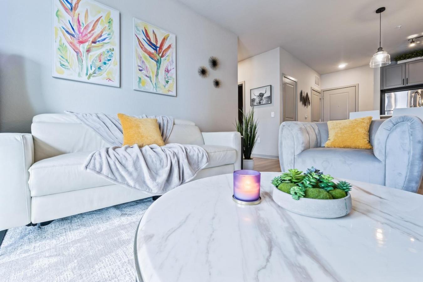 Tropicana Field 2 Bed In Dwtwn With Free Parking Appartement Sint-Petersburg Buitenkant foto