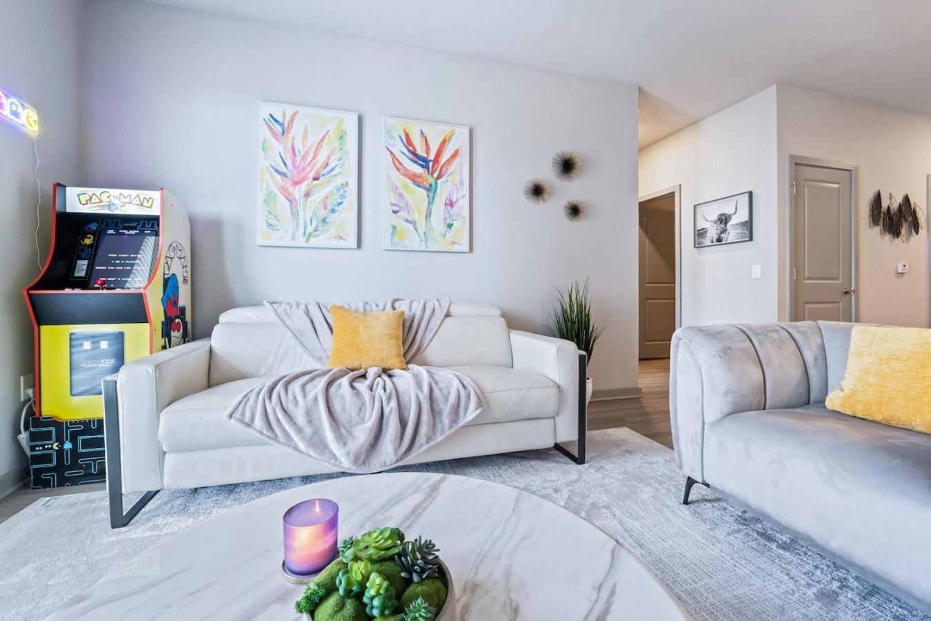 Tropicana Field 2 Bed In Dwtwn With Free Parking Appartement Sint-Petersburg Buitenkant foto