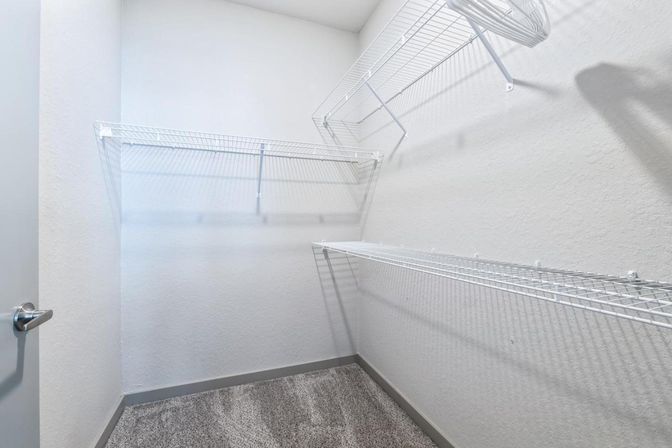 Tropicana Field 2 Bed In Dwtwn With Free Parking Appartement Sint-Petersburg Buitenkant foto