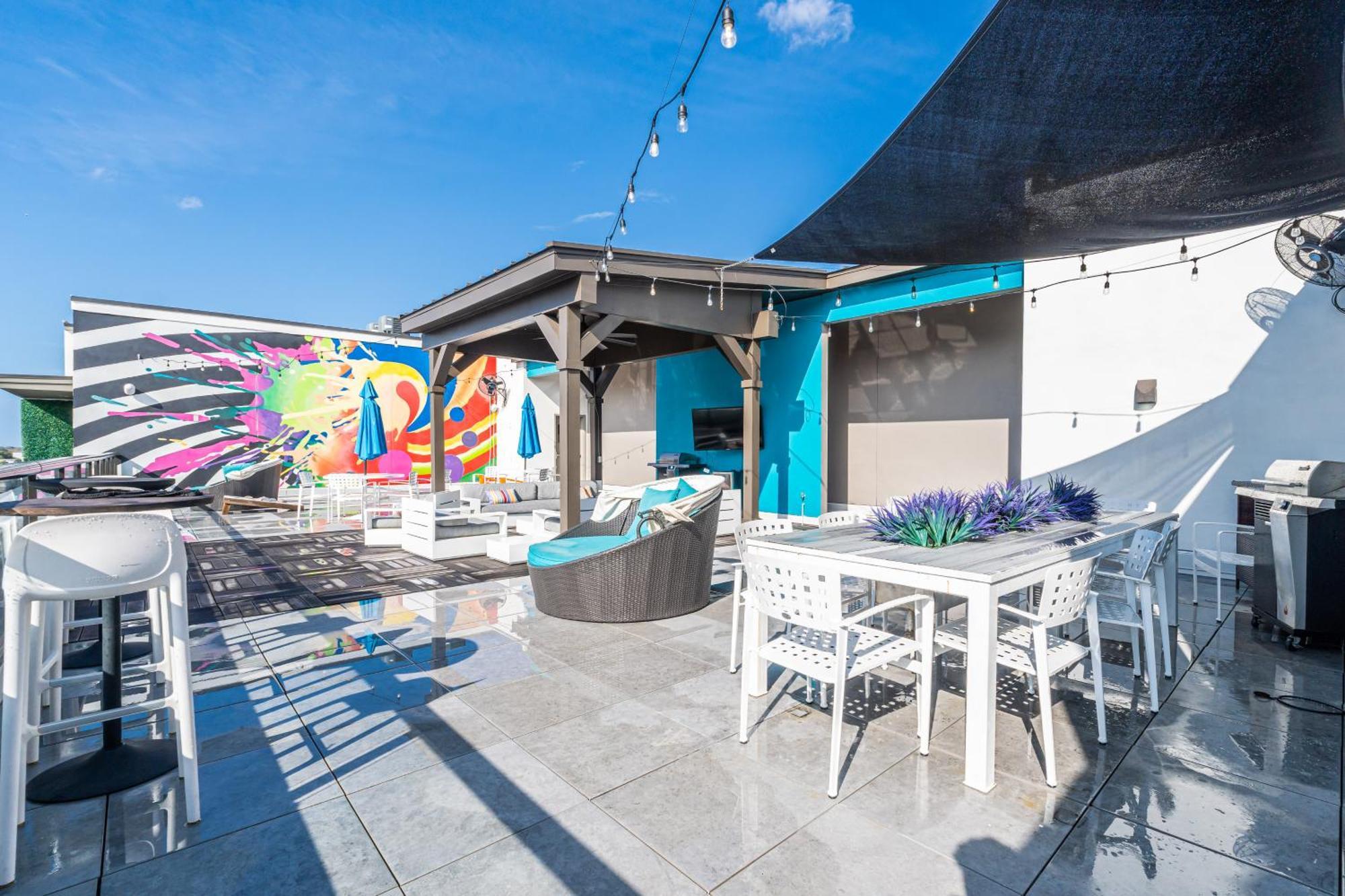 Tropicana Field 2 Bed In Dwtwn With Free Parking Appartement Sint-Petersburg Buitenkant foto