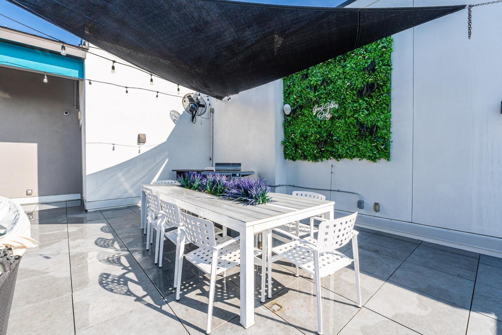 Tropicana Field 2 Bed In Dwtwn With Free Parking Appartement Sint-Petersburg Buitenkant foto